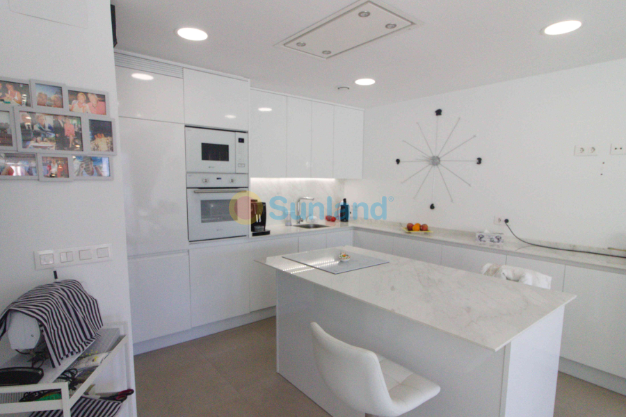 Resale - V - Benijofar