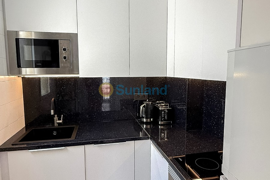 Resale - Apartment - Torrevieja - La Mata