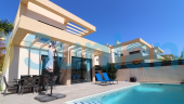 Resale - Villa - Los Montesinos - La Herrada