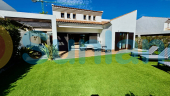Resale - Villa - La Finca Golf