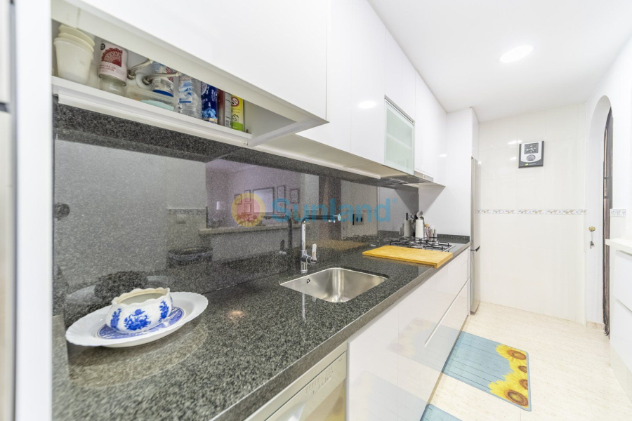 Resale - Apartamento - Torrevieja - La Mata