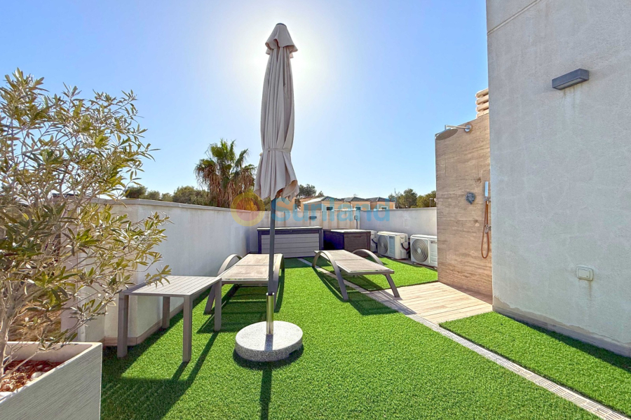 Använda fastigheter - Villa - Orihuela Costa - Villamartin