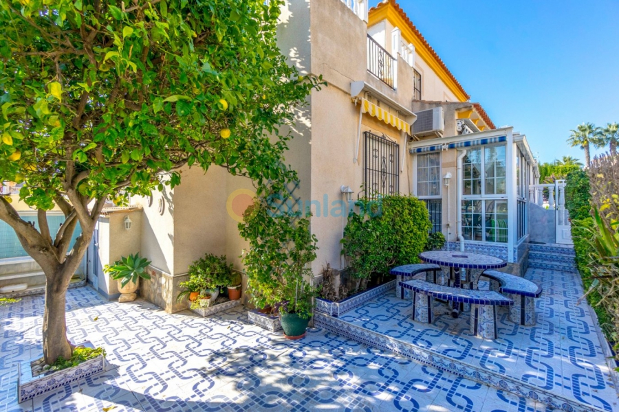 Brukte eiendommer - Terraced house - Torrevieja - Los Altos