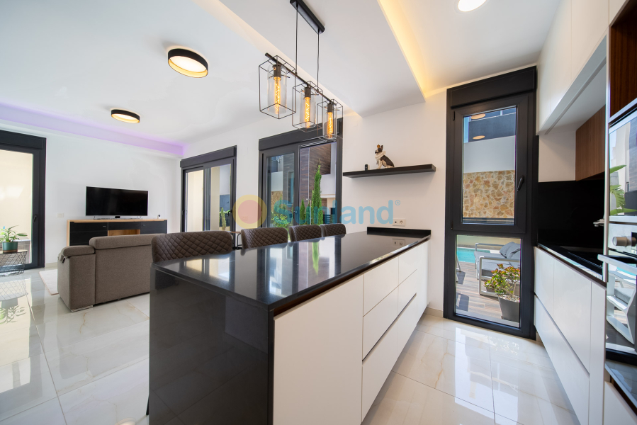 Brukte eiendommer - Villa - Orihuela Costa - Lomas De Cabo Roig