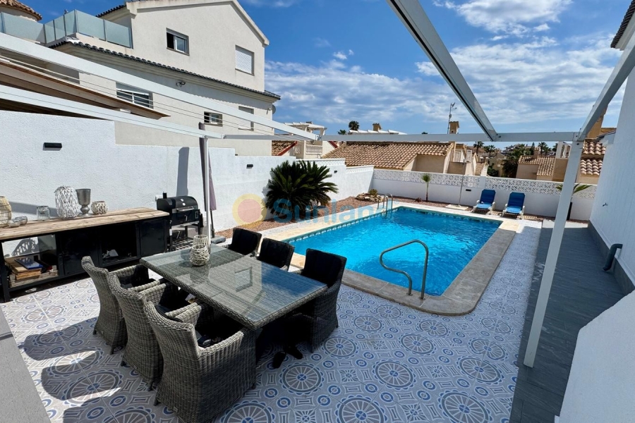 Segunda mano - Chalet - Torrevieja - Los Altos*