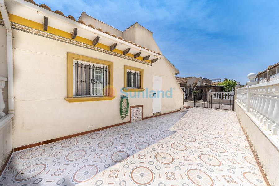 Resale - Casa de Pueblo - Orihuela Costa - La Regia