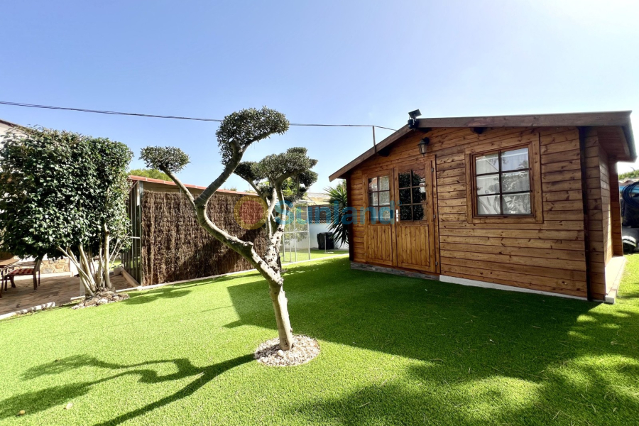 Segunda mano - Chalet - Torrevieja - Los Balcones