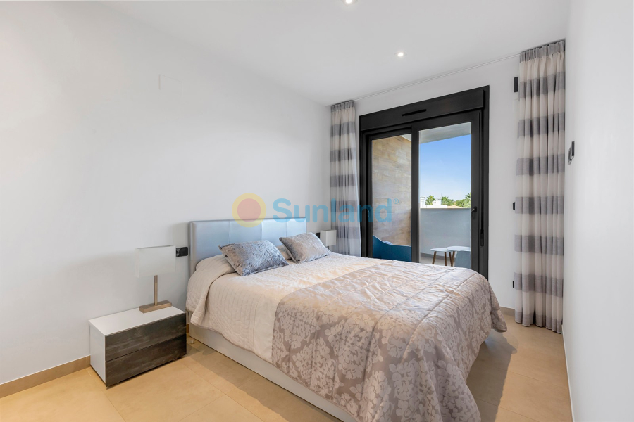 Resale - Apartment - Orihuela Costa