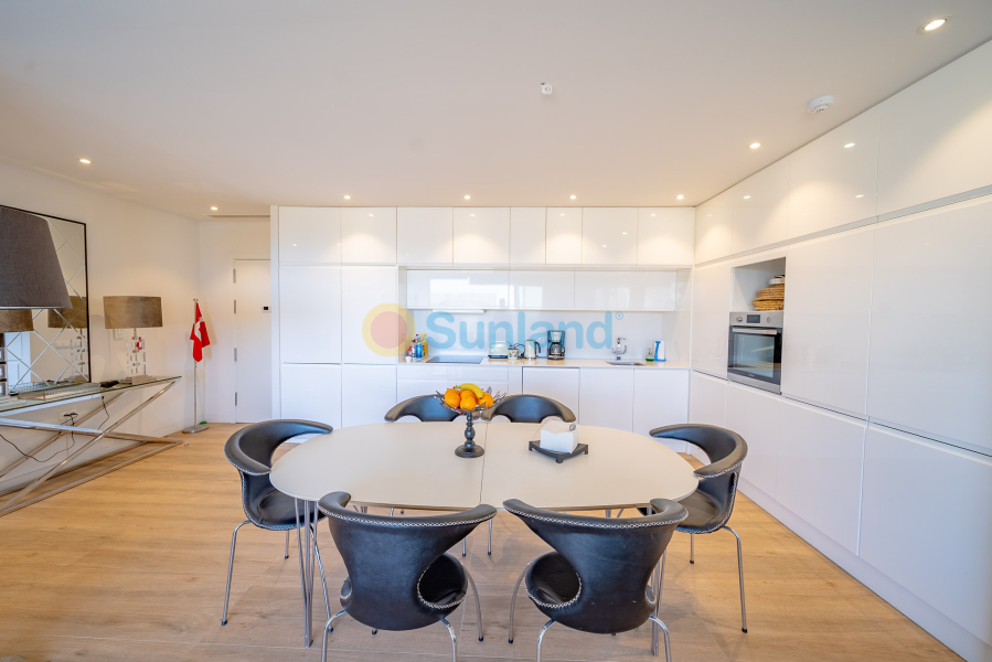 Verkauf - Apartamento - Orihuela Costa - Las colinas golf