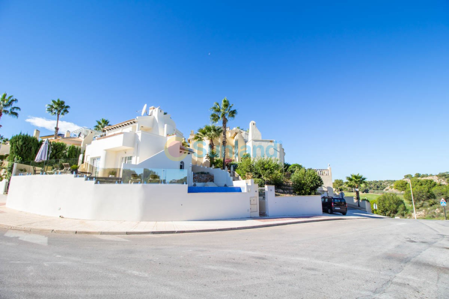 Resale - Villa - Orihuela Costa* - Las Ramblas Golf*