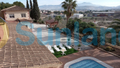 Resale - Villa - Monovar - 