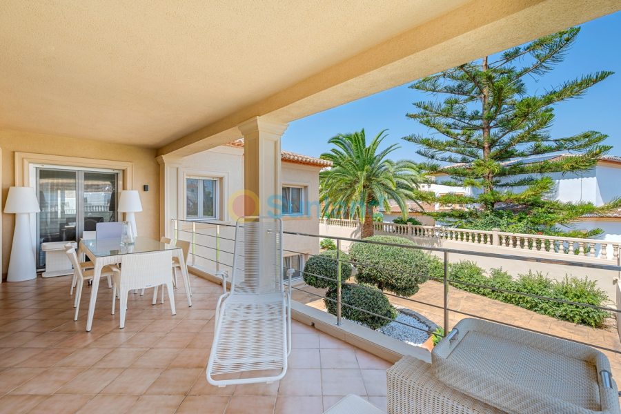 Resale - Villa - Benissa