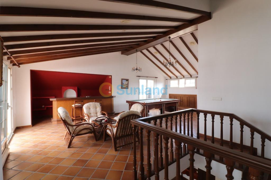 Resale - Villa - Orihuela costa - RioMar