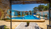 Resale - Villa - Torrevieja - Los Balcones