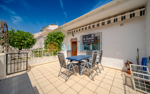 Villa - Resale - Guardamar del Segura - Pinomar