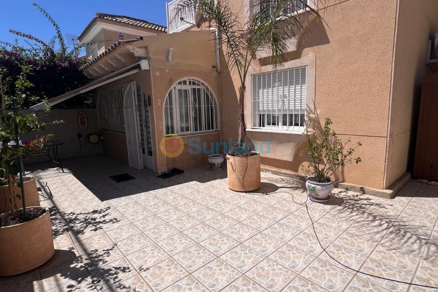 Resale - Townhouse - Guardamar del Segura - El Moncayo