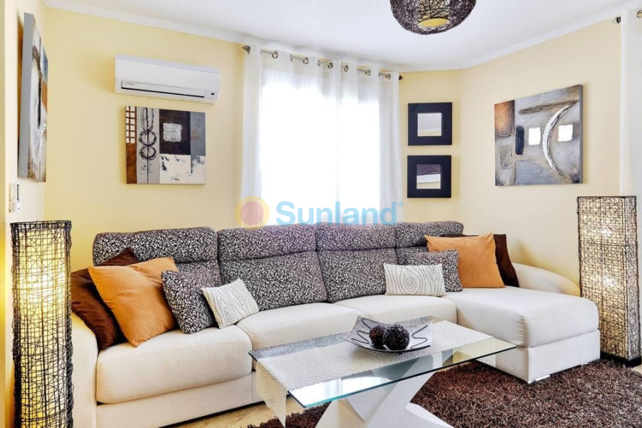 Verkauf - Apartment - Orihuela Costa - Campoamor