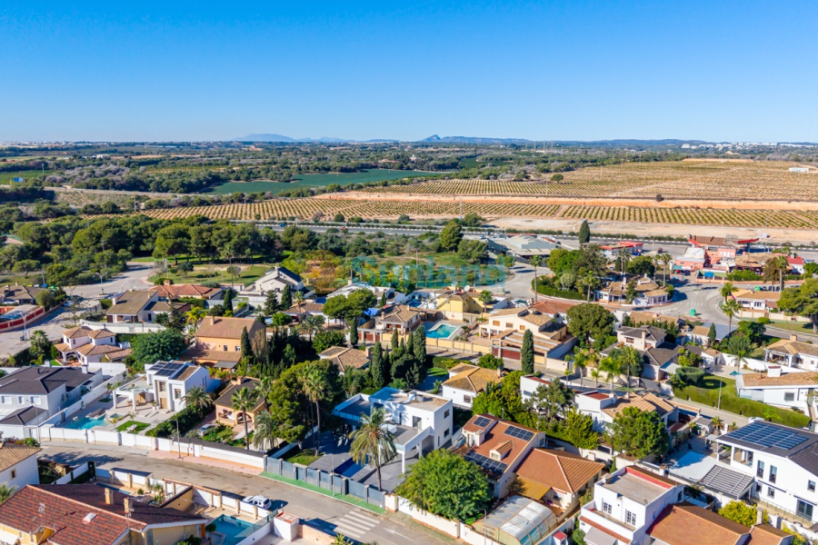 Вторичка - Bилла - Campoamor