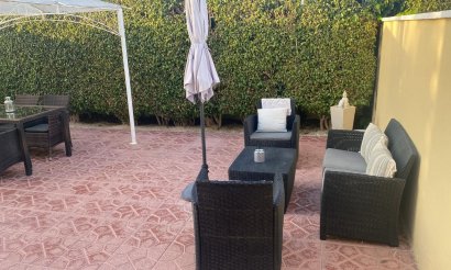 Resale - Finca / Country Property - Elche - Las Bayas