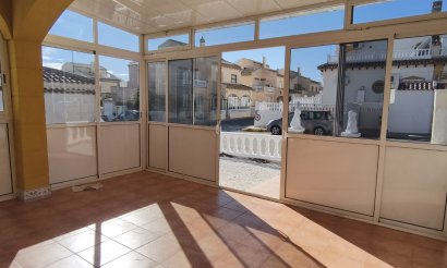 Resale - Bungalow - Orihuela Costa - Punta Prima