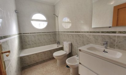 Resale - Bungalow - Orihuela Costa - Punta Prima