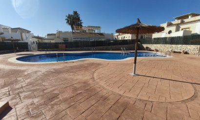 Resale - Bungalow - Orihuela Costa - Punta Prima