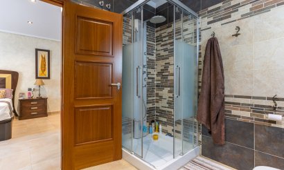 Använda fastigheter - Villa - Los Montesinos - La Herrada