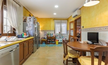 Använda fastigheter - Villa - Los Montesinos - La Herrada