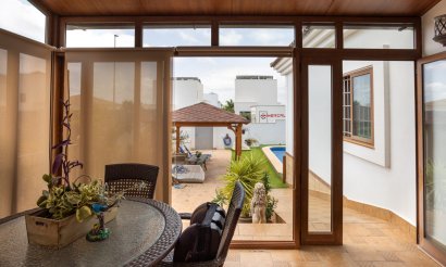 Använda fastigheter - Villa - Los Montesinos - La Herrada