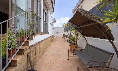 Använda fastigheter - Villa - Los Montesinos - La Herrada