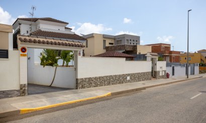 Använda fastigheter - Villa - Los Montesinos - La Herrada