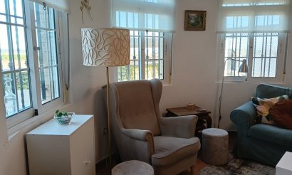 Använda fastigheter - Villa - Los Montesinos - La Herrada