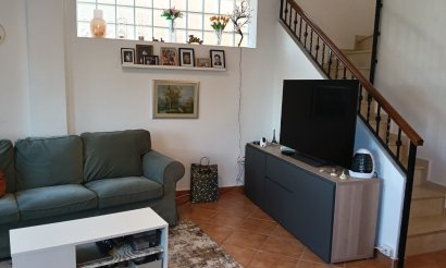 Använda fastigheter - Villa - Los Montesinos - La Herrada