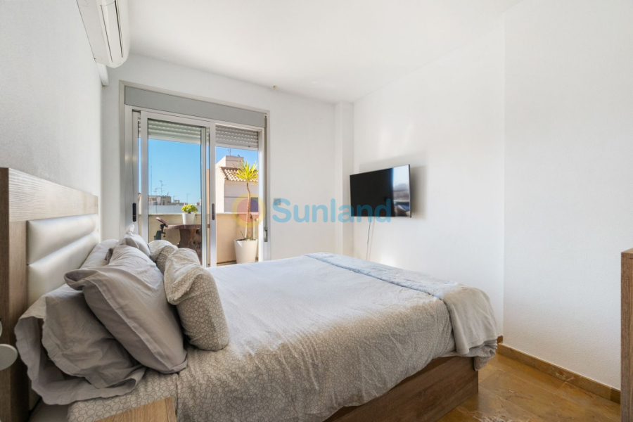 Segunda mano - Apartamento - Torrevieja - Centro