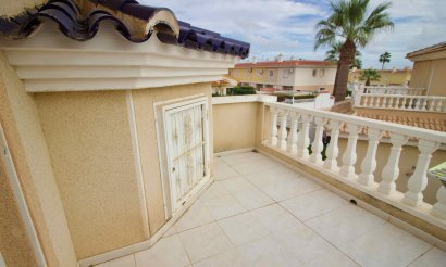 Resale - Villa - Ciudad Quesada - 