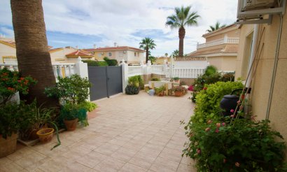 Resale - Villa - Ciudad Quesada - 