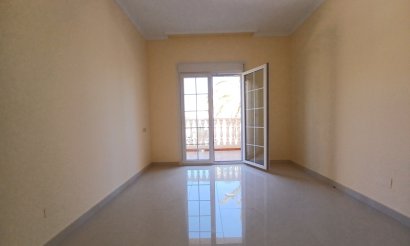 Resale - Villa - Cabo Roig