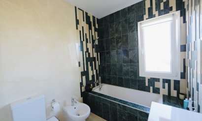 Resale - Villa - La Zenia - 