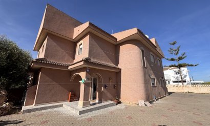 Använda fastigheter - Villa - Benijofar