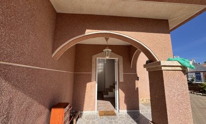 Använda fastigheter - Villa - Benijofar