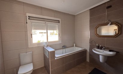 Använda fastigheter - Villa - Benijofar