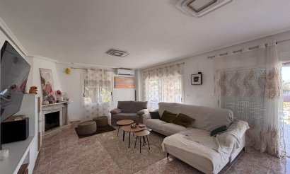 Använda fastigheter - Villa - Benijofar