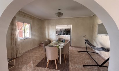 Använda fastigheter - Villa - Benijofar