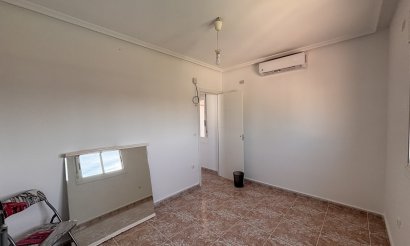 Använda fastigheter - Villa - Benijofar