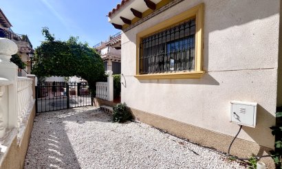 Resale - Townhouse - La Zenia