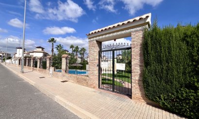 Resale - Townhouse - La Zenia