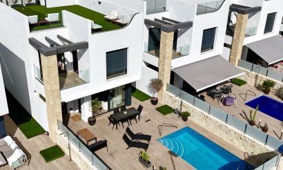 Resale - Villa - Playa Flamenca - 