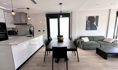 Resale - Villa - Playa Flamenca - 