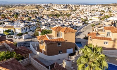 Resale - Villa - Ciudad Quesada - 