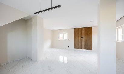 Resale - Villa - Ciudad Quesada - 